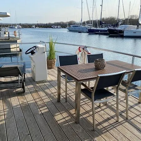 Ostsee Hausboot - Well Hausboote Lp4 *